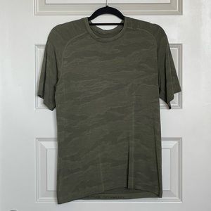 Lululemon Metal Vent Tech Shirt